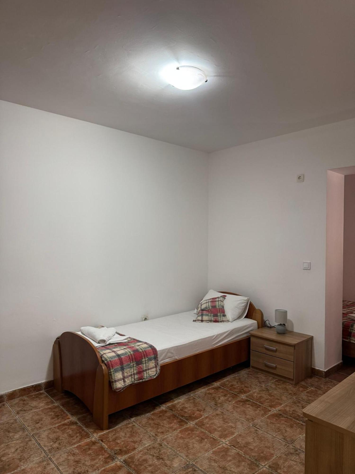 Astra Apartment