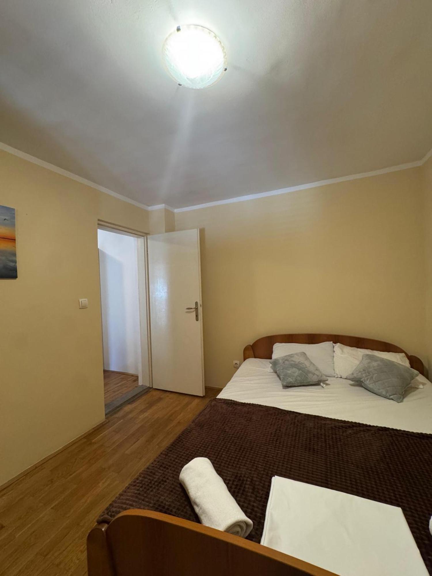 Astra Apartment