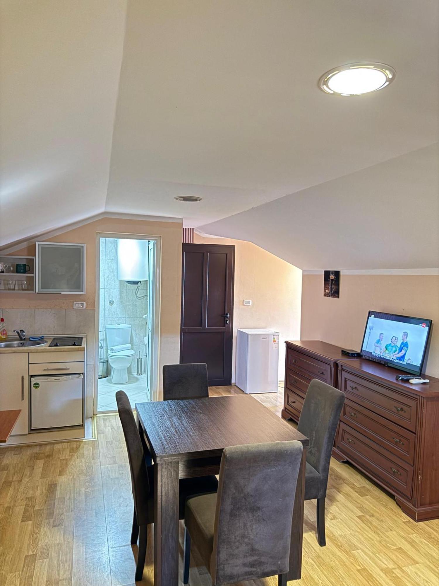 Apartment Astra *